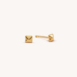 Pyramid Stud Earrings - Naut & Chain